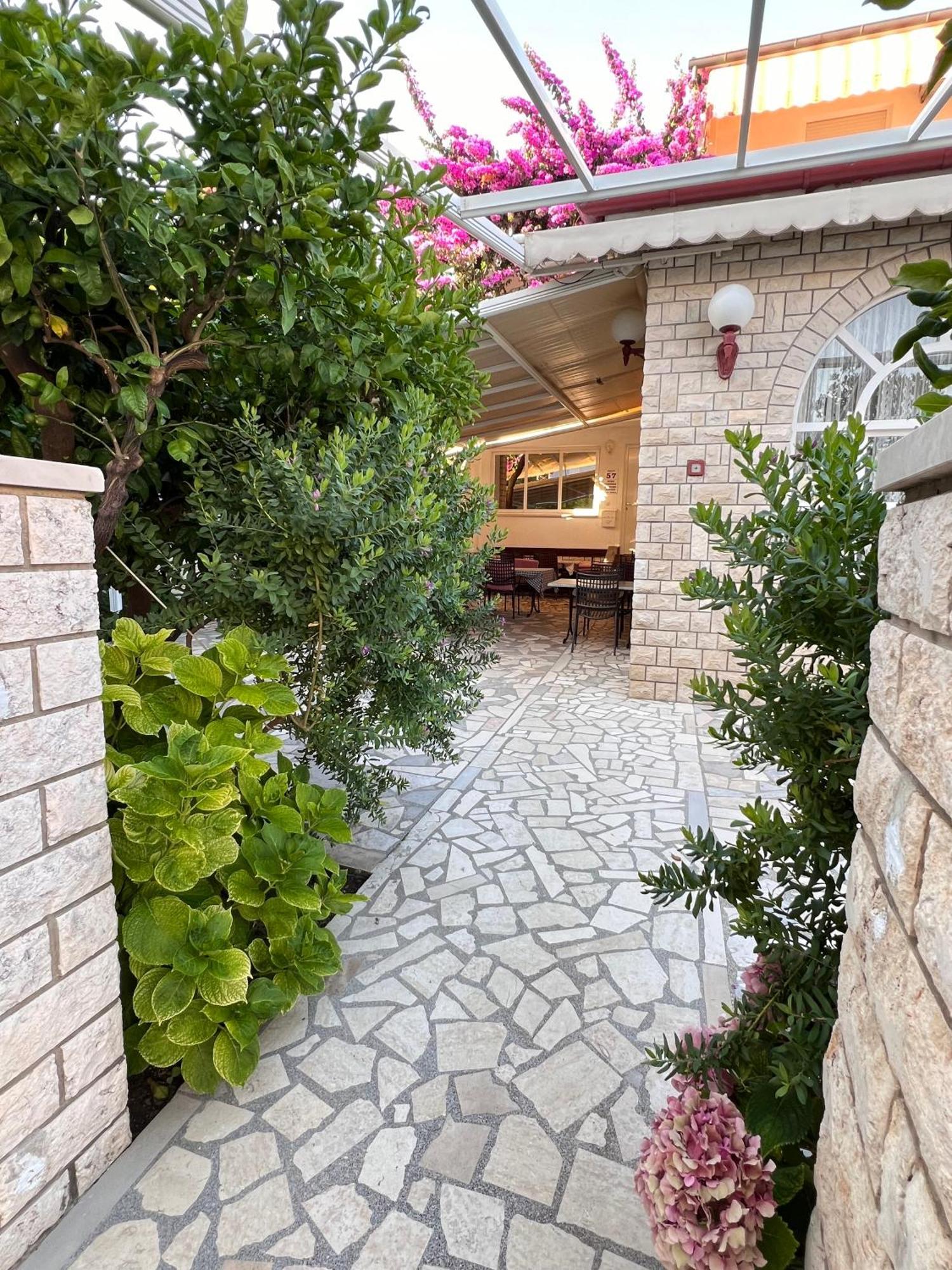 Bed & Breakfast Rab Palit Dış mekan fotoğraf